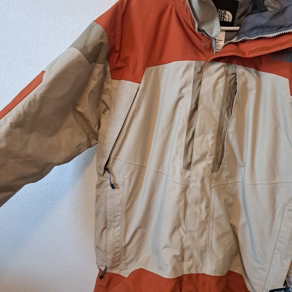 The North Face HyVent Ski Jacket Mens Medium Orange Tan Colorblock Waterproof